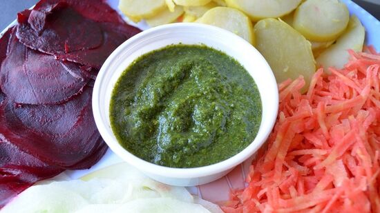 பீர்க்கங்காய் துவையல் : இனி பீர்க்கங்காய் தோலை தூக்கி வீசாதீர்கள், அதில் சுவையான துவையல் செய்யலாம்! பீர்க்கங்காய் துவையல் : இனி பீர்க்கங்காய் தோலை தூக்கி வீசாதீர்கள், அதில் சுவையான துவையல் செய்யலாம்!