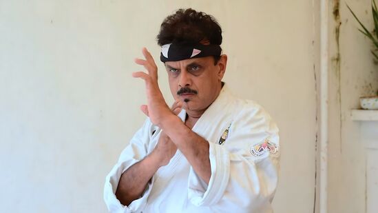 இஸ்லாமிய முறைப்படி இறுதி அஞ்சலி.. சொந்த ஊரில் ஹுசைனி உடல் நல்லடக்கம் இஸ்லாமிய முறைப்படி இறுதி அஞ்சலி.. சொந்த ஊரில் ஹுசைனி உடல் நல்லடக்கம்