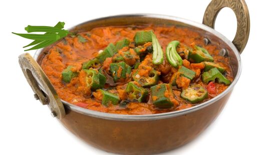 வெண்டைக்காய் புளிக்குழம்பு : வாயில் எச்சில் ஊறவைக்கும் வெண்டைக்காய் புளிக்குழம்பு; ஒரு தட்டு சாதமும் எளிதில் காலியாகும்! வெண்டைக்காய் புளிக்குழம்பு : வாயில் எச்சில் ஊறவைக்கும் வெண்டைக்காய் புளிக்குழம்பு; ஒரு தட்டு சாதமும் எளிதில் காலியாகும்!