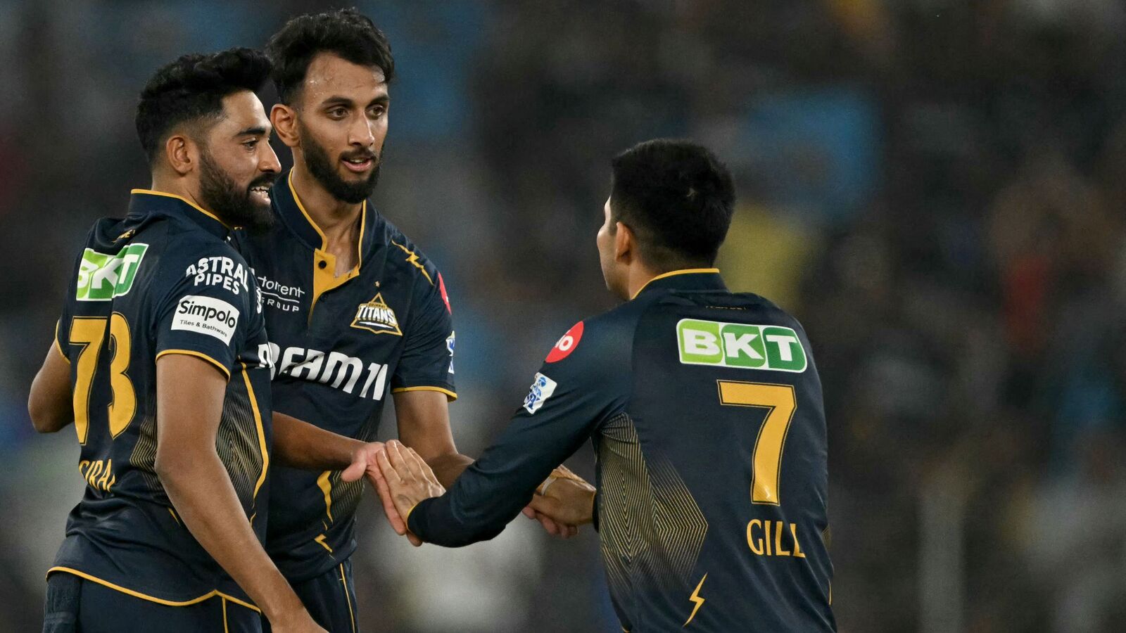 ஐபிஎல் 2025: திருப்பம் தந்த சிராஜ், பிரசித் கிருஷ்ணா.. மும்பைக்கு அடி மேல் அடி! புள்ளிக்கணக்கை தொடங்கிய குஜராத்