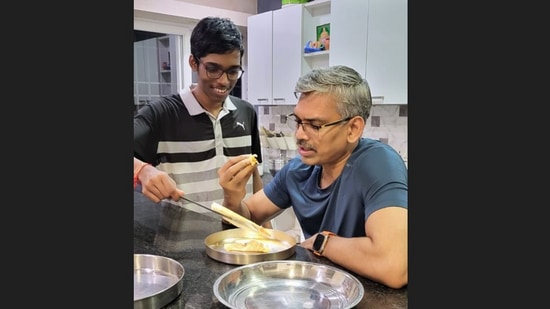 Indian grandmaster R Praggnanandhaa, known for his chess brilliance, tried making dosa for the first time.