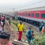 Train Accident: ஒடிசாவில் பெங்களூர்-காமாக்யா எக்ஸ்பிரஸின் 11 பெட்டிகள் தடம் புரண்டு விபத்து