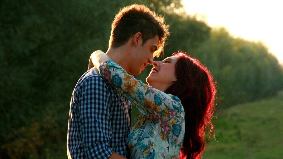 மேஷம் முதல் மீனம் வரை.. காதல் வாழ்க்கையில் இன்று அதிர்ஷ்டம் யாருக்கு ? - காதல் ராசிபலன் இதோ!