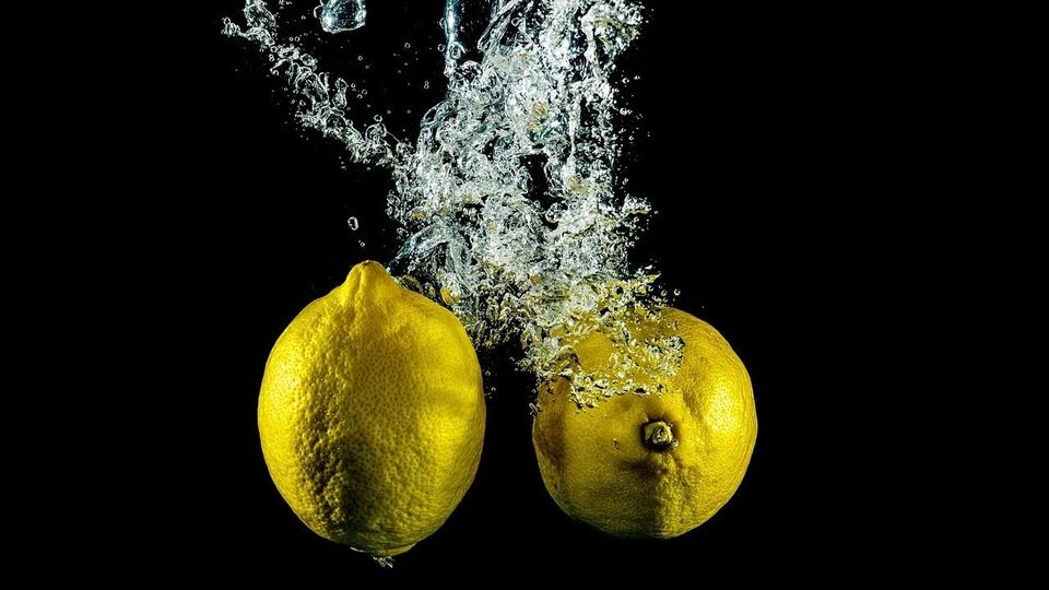 Lemon Water: கோடை காலத்தில் எலுமிச்சை தண்ணீர் குடித்தால் உடலில் என்னென்ன மாற்றங்கள் வரும் தெரியுமா?
