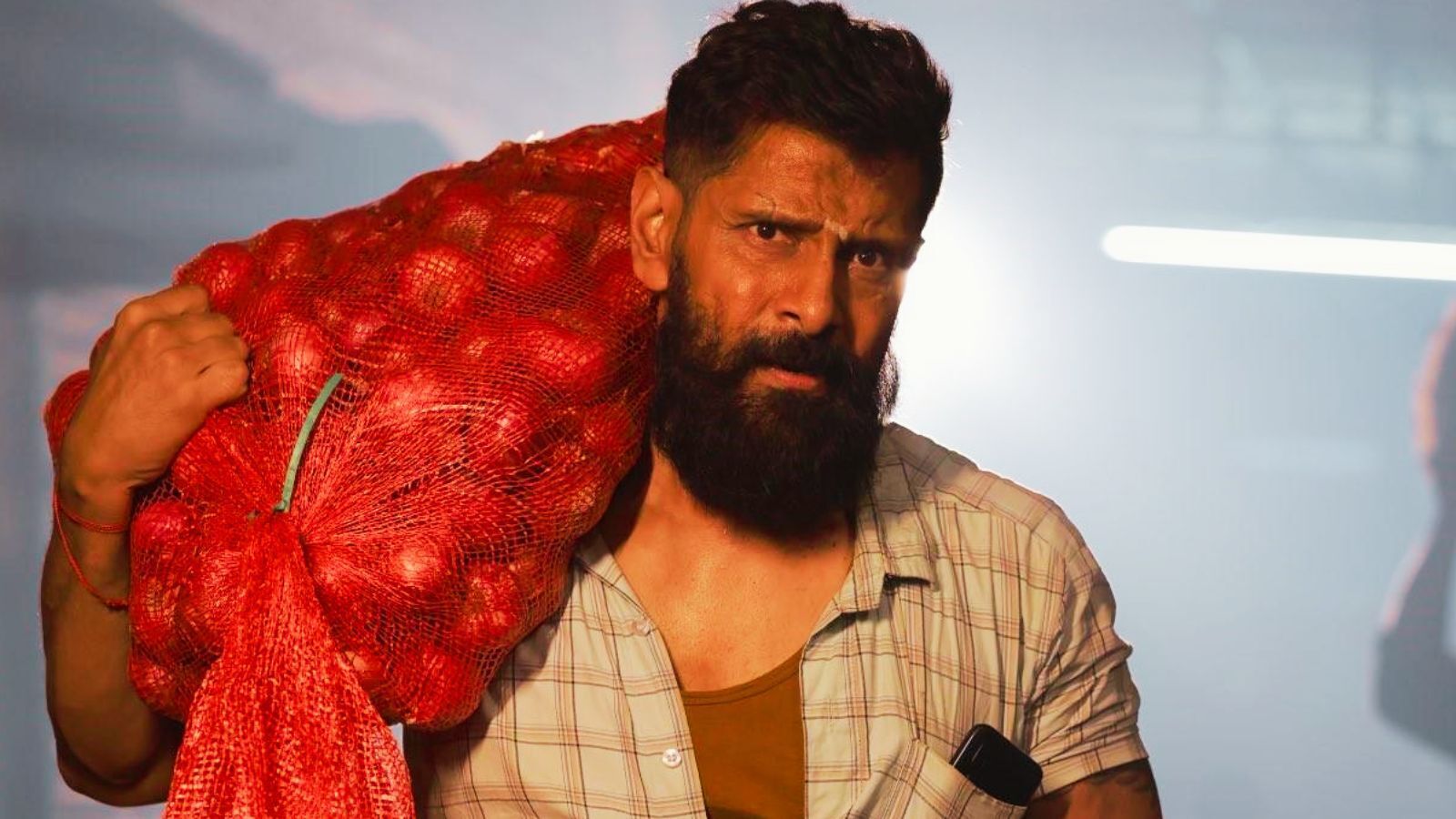 ‘முதல் ஷோ கேன்சல் ஆனாலே அவ்வளவு தான்னு சொல்லிடுவாங்க.. வீர தீர சூரன் பெரிய வெற்றி’: நடிகர் விக்ரம் உருக்கமான பேச்சு