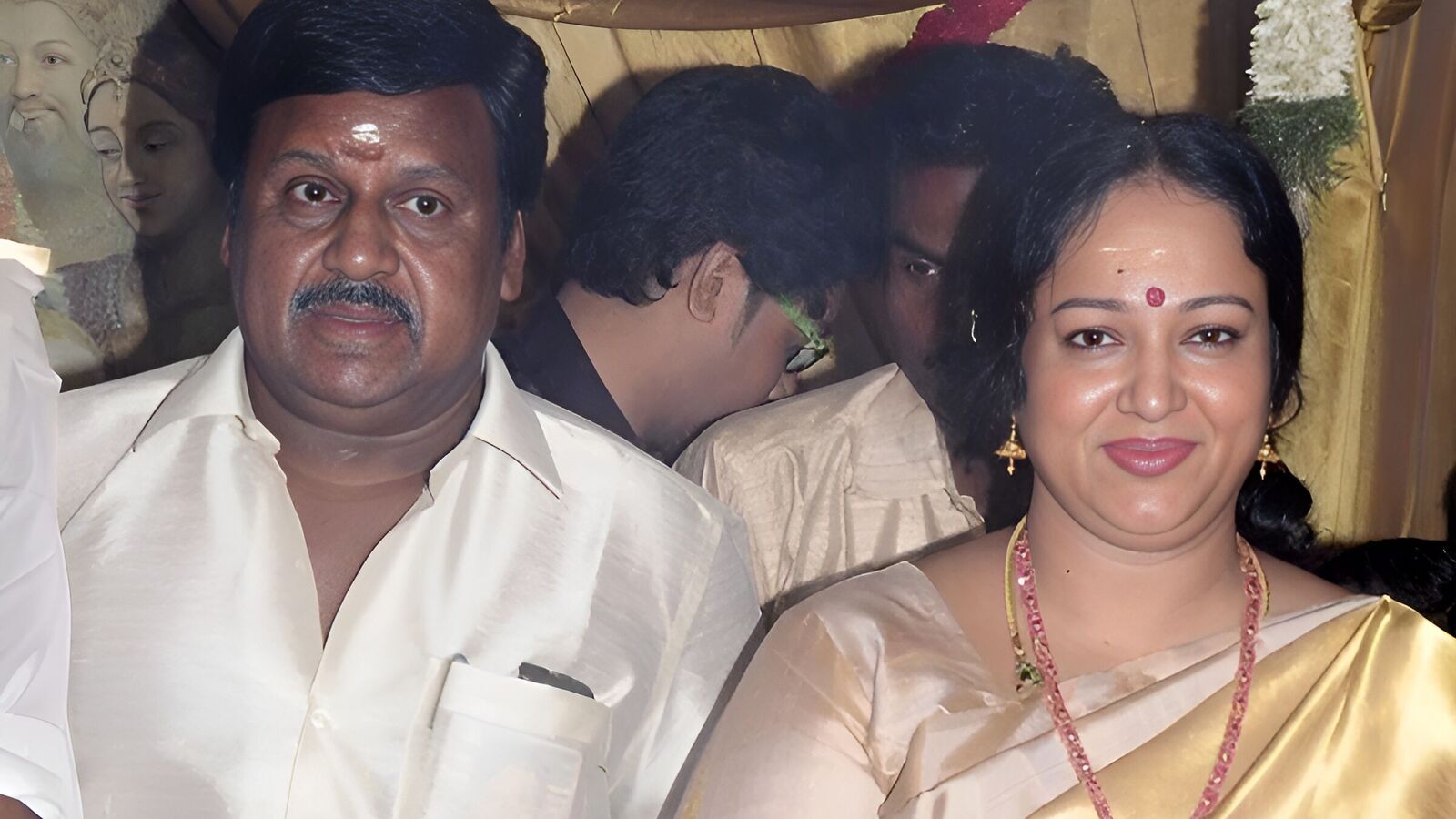 Actor Ramarajan: மீண்டும் திருமண பந்தத்தில் இணைந்த ராமராஜன்? கடுப்பில் வெளியான வார்த்தை!