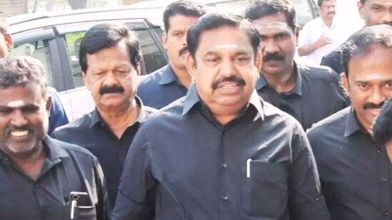'1999-ல் தேர்தல் நடக்கும்போது யாரோடு கூட்டணி வைத்தீர்கள்.. சூடு சொரணை இருந்தால் ஒரு மனிதன் இதைப்பேசக் கூடாது’: ஈபிஎஸ் '1999-ல் தேர்தல் நடக்கும்போது யாரோடு கூட்டணி வைத்தீர்கள்.. சூடு சொரணை இருந்தால் ஒரு மனிதன் இதைப்பேசக் கூடாது’: ஈபிஎஸ்