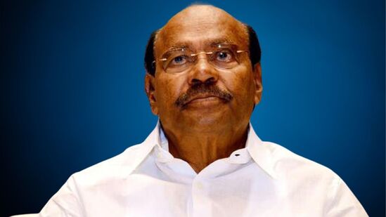 'பல்கலைக்கழக வேந்தராக முதலமைச்சரை நியமிக்கலாம் என்ற உச்ச நீதிமன்றத்தீர்ப்பு.. மகிழ்ச்சி’: வரவேற்ற பாமக நிறுவனர் ராமதாஸ் 'பல்கலைக்கழக வேந்தராக முதலமைச்சரை நியமிக்கலாம் என்ற உச்ச நீதிமன்றத்தீர்ப்பு.. மகிழ்ச்சி’: வரவேற்ற பாமக நிறுவனர் ராமதாஸ்