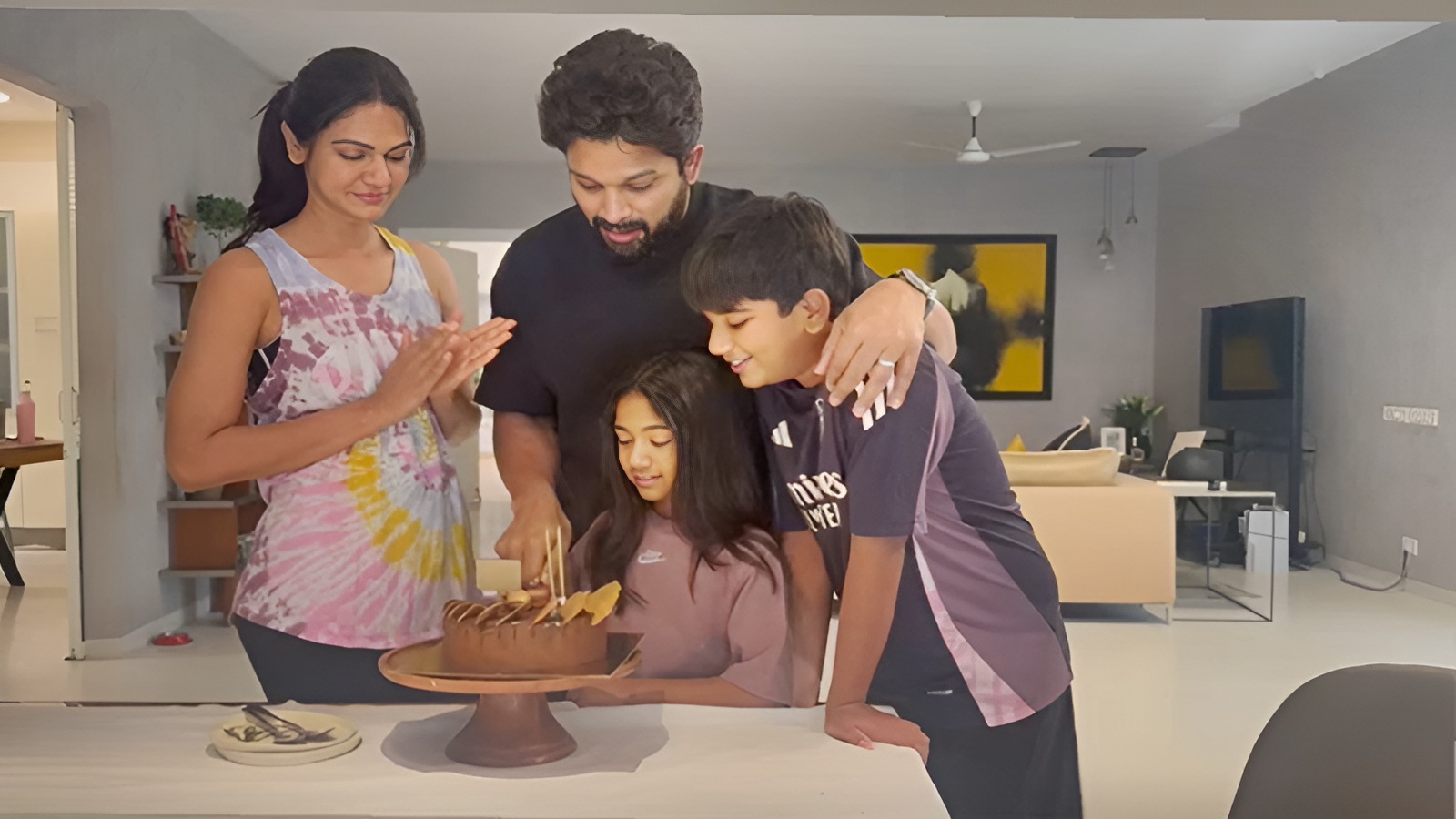 அல்லு அர்ஜூன் பிறந்தநாள் கொண்டாட்டம்