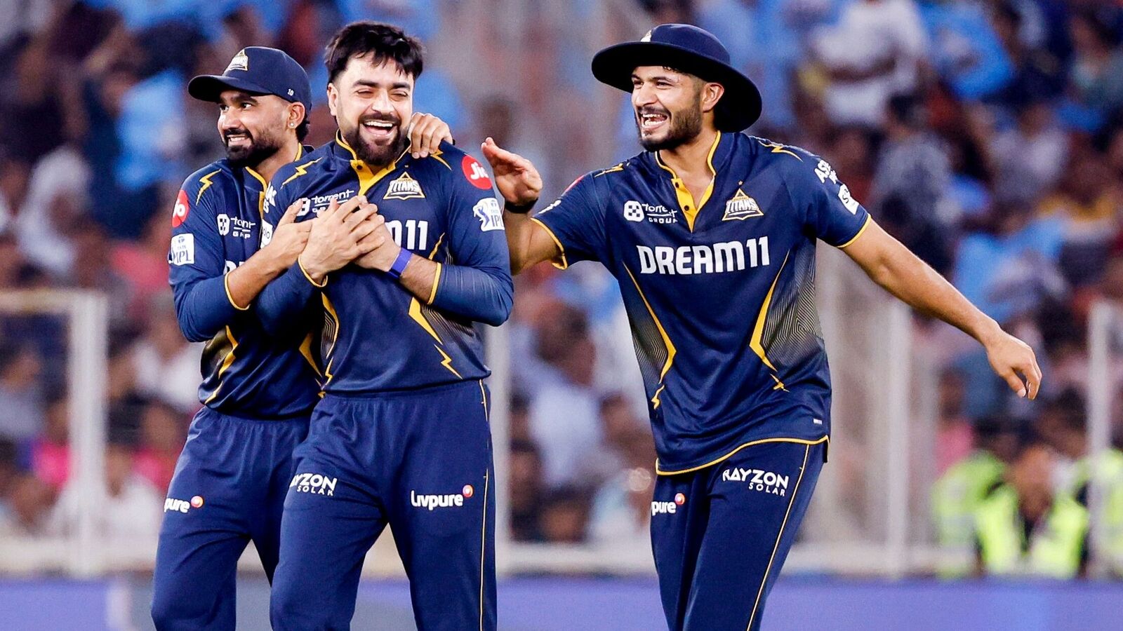 ஐபிஎல் 2025: மூன்று பேர் மட்டும் இரட்டை இலக்க ஸ்கோர்.. சீட்டுகட்டு போல் சரிந்த ராஜஸ்தான் பேட்டிங்! டாப் இடத்தில் குஜராத்