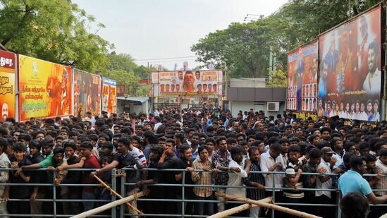 Good Bad Ugly Celebration: தொடங்கியது குட் பேட் அக்லி கொண்டாட்டம்.. திரையரங்கிற்கு படையெடுக்கும் ரசிகர்கள்.. பிரபலங்கள் Good Bad Ugly Celebration: தொடங்கியது குட் பேட் அக்லி கொண்டாட்டம்.. திரையரங்கிற்கு படையெடுக்கும் ரசிகர்கள்.. பிரபலங்கள்