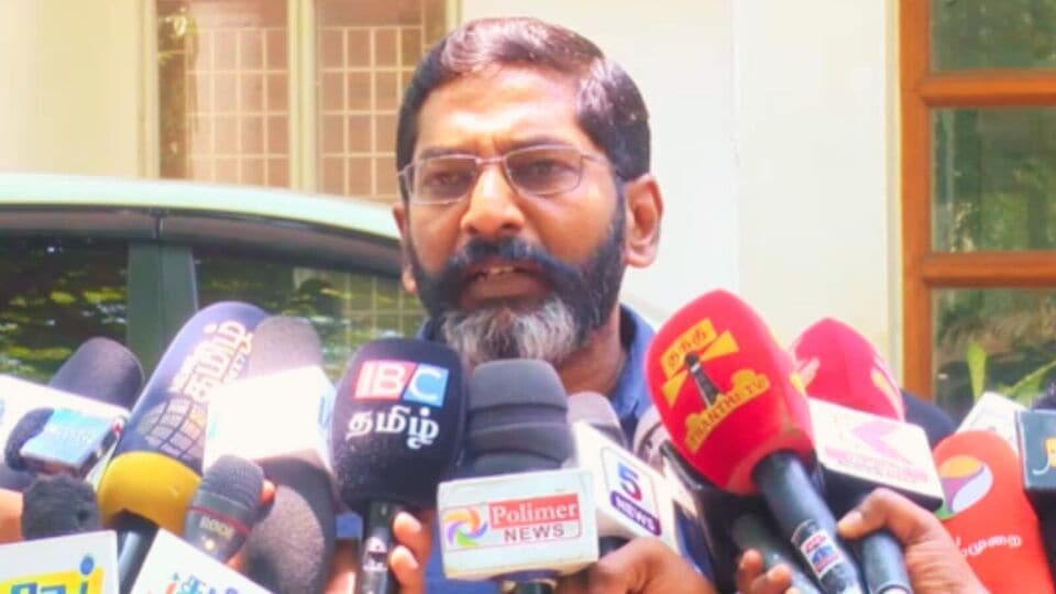 Savukku Shankar: பத்திரிகையாளர் சவுக்கு சங்கர் மீது ஒரே நாளில் 15 வழக்குகள் பதிவு! அடுத்த ஆக்‌ஷனில் இறங்குகிறதா போலீஸ்!