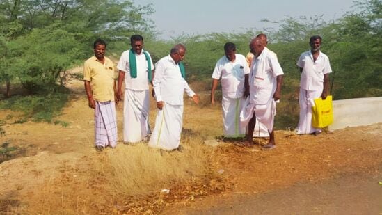 Paramakudi: 78 ஆண்டுகளாக பாசன வசதி இல்லாத கிராமங்கள்.. சுதந்திரம் கிடைத்தும் நீர் கிடைக்கவில்லை! Paramakudi: 78 ஆண்டுகளாக பாசன வசதி இல்லாத கிராமங்கள்.. சுதந்திரம் கிடைத்தும் நீர் கிடைக்கவில்லை!
