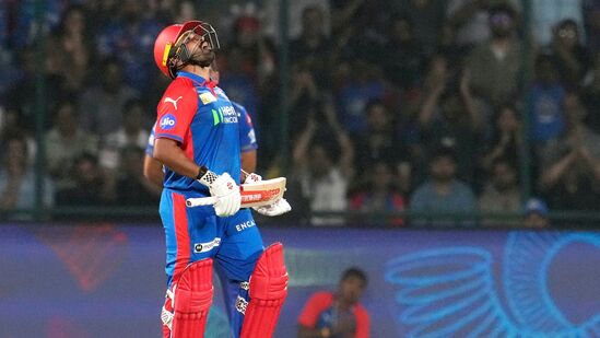 ஐபிஎல் 2025: சொந்த மண்ணில் அதிக போட்டிகளில் தோல்வி.. RCB-ன் மோசமான சாதனையை சமன் செய்தது DC! ஐபிஎல் 2025: சொந்த மண்ணில் அதிக போட்டிகளில் தோல்வி.. RCB-ன் மோசமான சாதனையை சமன் செய்தது DC!