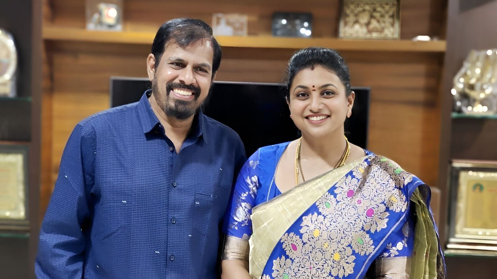 அந்தக் கண்ணும் சிரிப்பும்.. ஆர். கே. செல்வமணி- ரோஜா ஜோடி காதலில் விழுந்த கதை தெரியுமா?