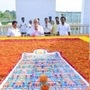 வெடித்தது புதிய சர்ச்சை.. கோயில் கோபுரம் போல கருணாநிதி நினைவிடம் அலங்கரிப்பு!