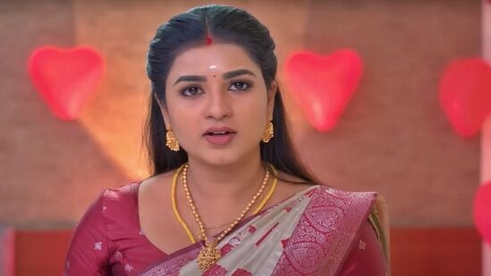 கார்த்திகை தீபம் சீரியல் ஏப்ரல் 18 எபிசோட்: காப்பாற்றிய கார்த்தியிடம் சண்டை போடும் ரேவதி.. கார்த்திகை தீபம் சீரியல் கார்த்திகை தீபம் சீரியல் ஏப்ரல் 18 எபிசோட்: காப்பாற்றிய கார்த்தியிடம் சண்டை போடும் ரேவதி.. கார்த்திகை தீபம் சீரியல்