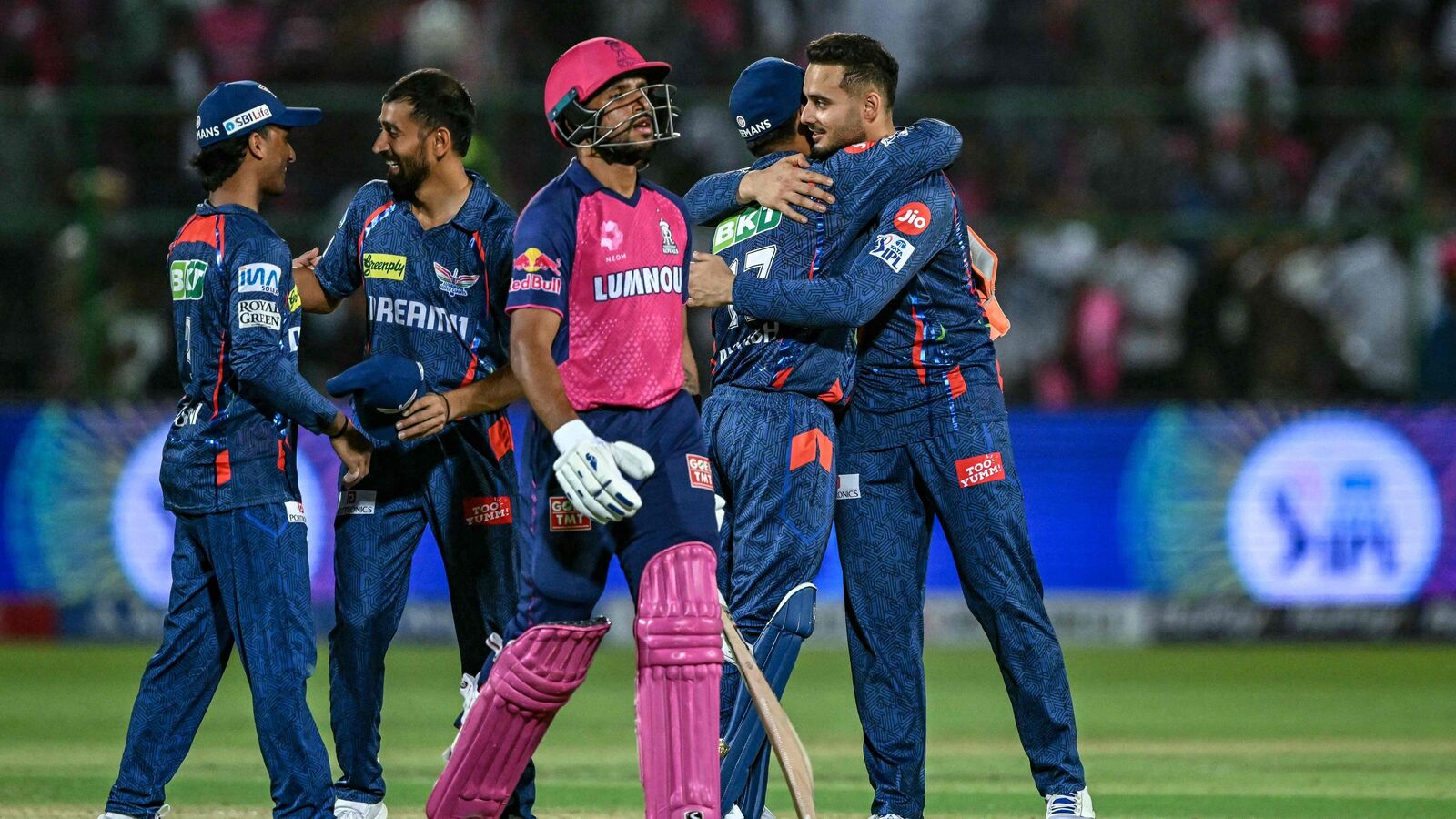 முதல் பந்திலேயே இமாலய சிக்ஸர்.. 14 வயது பொடியன் சூர்யவன்ஷி சம்பவம்! கடைசி ஓவரில் ராஜஸ்தானை வீழ்த்தி லக்னோ த்ரில் வெற்றி