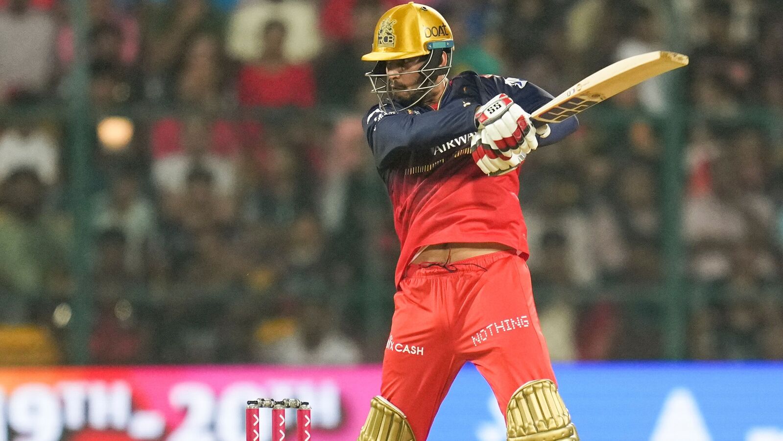 'ஒரு ஆர்சிபி பேட்ஸ்மேன் கூட பொது அறிவைப் பயன்படுத்தவில்லை': சேவாக் கடும் விமர்சனம்