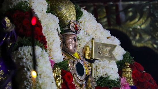 அனைத்தையும் நிறைவேற்றும் முருகர் வழிபாடு.. இன்று ஏப்ரல் 22 நல்ல நேரம், ராகு காலம், எமகண்டம் எப்போது?.. விபரம் இதோ! அனைத்தையும் நிறைவேற்றும் முருகர் வழிபாடு.. இன்று ஏப்ரல் 22 நல்ல நேரம், ராகு காலம், எமகண்டம் எப்போது?.. விபரம் இதோ!