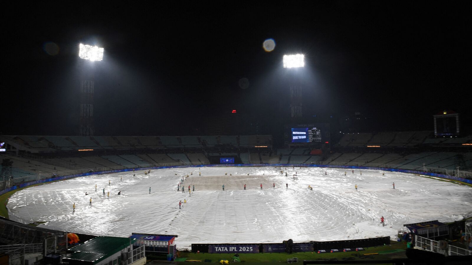 ஐபிஎல் 2025: தொடர் மழை..ஒரு ஓவருடன் தடைப்பட்ட ஆட்டம்.. பஞ்சாப், கொல்கத்தா அணிகளுக்கு தலா ஒரு புள்ளி