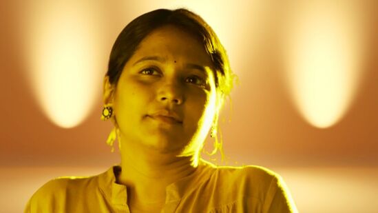 'இன்றைக்கு அது தவறு, இது தவறுன்னு சொல்ற இடத்துக்கு வந்திட்டாங்க. நான் கலைஞர் என்பதற்கு முன், இந்திய பிரஜை. அண்ணா பல்கலைக்கழகத்தில் நடந்த அத்துமீறலுக்கு சிசிடிவி இல்லைன்னு சொல்றாங்க. ஜி.எஸ்.டி. அதிகமாக இருக்கு. குறைகள் சொன்னால் தான், அதை நிவர்த்தி செய்யமுடியும். அதனால் தான், நான் இப்போது எந்தக் கட்சியிலும் இல்லை.இன்னொன்று நான் யார் மனதையும் புண்படுத்தாத வகையில் விமர்சனத்தை எடுத்துவைக்கிறேன். இதை இப்படி செய்திருக்கலாம் என ஒரு கருத்தை எடுத்து வைக்கிறதை எனது கடமை என்று நான் கருதுகிறேன்''