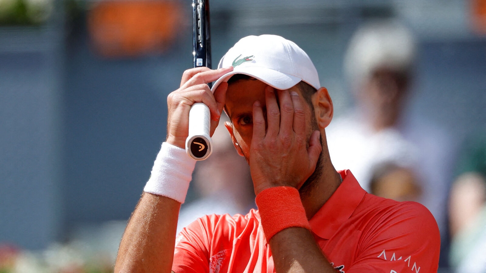 மாட்ரிட் ஓபன் டென்னிஸ்.. முதல் சுற்றில் அதிர்ச்சி தோல்வியடைந்தார் நோவக் ஜோகோவிச்