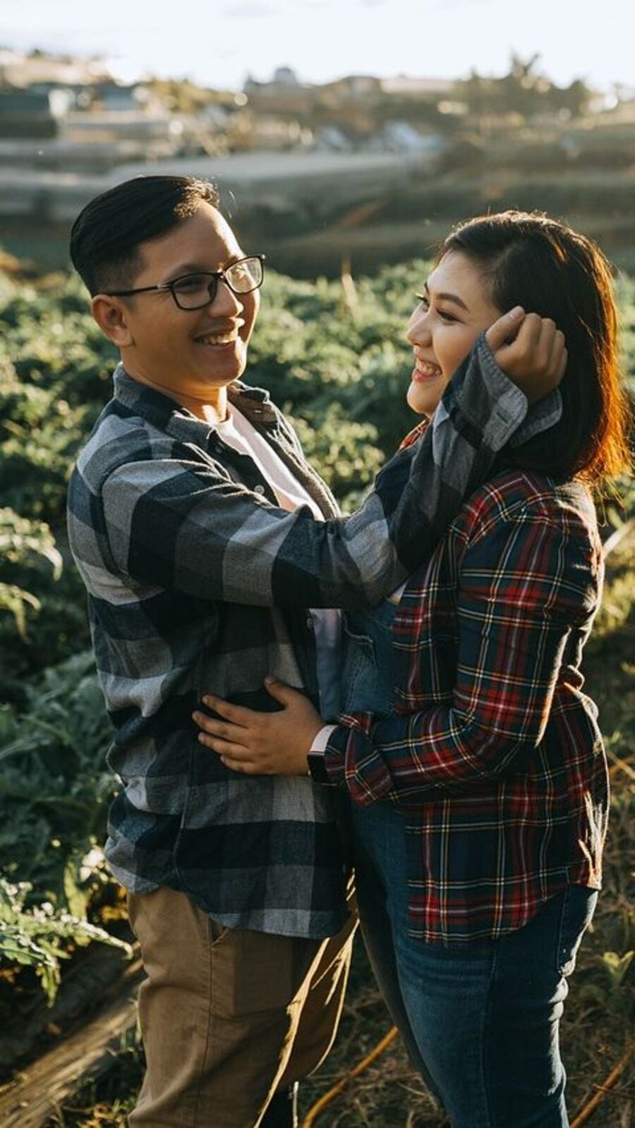 கணவன் - மனைவி ரிலேஷன்ஷிப் ஒற்றுமையாக இருக்க என்ன செய்யலாம்?