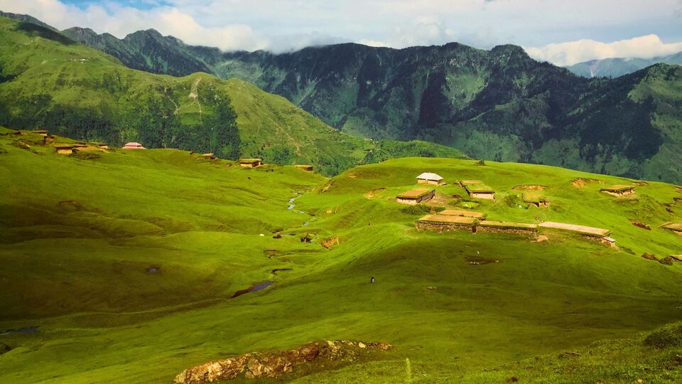 இந்தியாவில் உள்ள இந்த மலைவாசஸ்தலங்கள் சொர்க்கம் போன்றவை.. கண்டிப்பா விசிட் அடிங்க