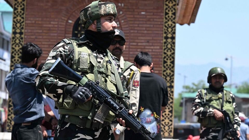 'அடுத்த 36 மணி நேரத்தில் எங்கள் மீது இந்திய ராணுவம் தாக்குதல் நடத்தலாம்'.. பாகிஸ்தான் வெளியிட்ட பகீர் தகவல்!