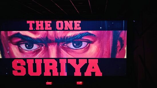 அற்புத படைப்பு.. மரண மொக்கை.. கலந்து அடிக்கும் ரெட்ரோ ட்விட்டர் ரிவ்யூ.. என்ன சொல்கிறார்கள் சூர்யா ஃபேன்ஸ்? அற்புத படைப்பு.. மரண மொக்கை.. கலந்து அடிக்கும் ரெட்ரோ ட்விட்டர் ரிவ்யூ.. என்ன சொல்கிறார்கள் சூர்யா ஃபேன்ஸ்?