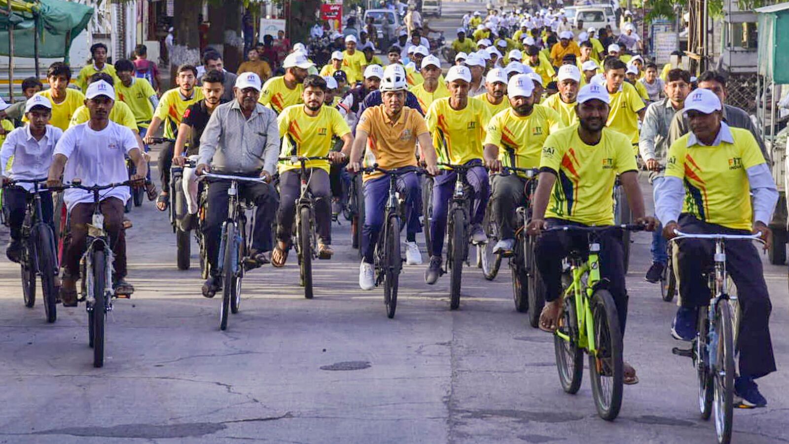 டெல்லியில் ‘ஆசிரியர்களுடன் சைக்கிள் ஓட்டுதல்’ நிகழ்ச்சி.. மத்திய விளையாட்டு அமைச்சர் மன்சுக் மாண்டவியா பங்கேற்கிறார்!