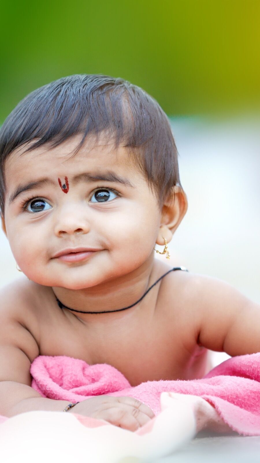 உலகின் பல்வேறு மொழிகளில் சூரியனைக் குறிக்கும்  ஆண் குழந்தைகளுக்கான பெயர்கள்!