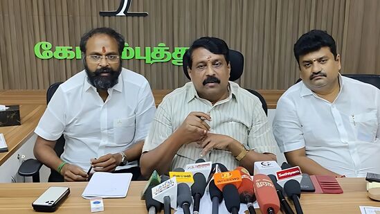 ’யார் புகார் தருகிறார்களோ அவர்கள் மீதே போலீஸ் நடவடிக்கை எடுக்கிறது!’ திமுக அரசை சாடும் நயினார் நாகேந்திரன்! ’யார் புகார் தருகிறார்களோ அவர்கள் மீதே போலீஸ் நடவடிக்கை எடுக்கிறது!’ திமுக அரசை சாடும் நயினார் நாகேந்திரன்!