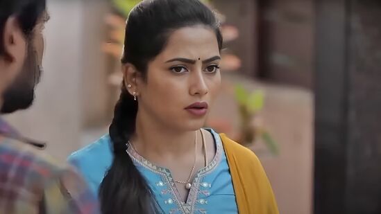 அய்யனார் துணை சீரியல் மே 10 எபிசோட்: சோழனின் சூழ்ச்சி.. நிலாவுக்கு பறந்த போன்.. பதற்றத்தில் சேரன்! அய்யனார் துணை சீரியல் அய்யனார் துணை சீரியல் மே 10 எபிசோட்: சோழனின் சூழ்ச்சி.. நிலாவுக்கு பறந்த போன்.. பதற்றத்தில் சேரன்! அய்யனார் துணை சீரியல்