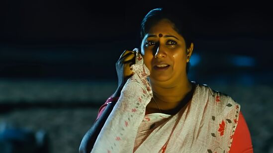 ரிஜெக்ட் ஆன பாட்டுக்காக ரீ-ஷூட் செய்த சசிகுமார்.. ஜில்லா விட்டு ஜில்லா பாடல் பிறந்த கதை ரிஜெக்ட் ஆன பாட்டுக்காக ரீ-ஷூட் செய்த சசிகுமார்.. ஜில்லா விட்டு ஜில்லா பாடல் பிறந்த கதை
