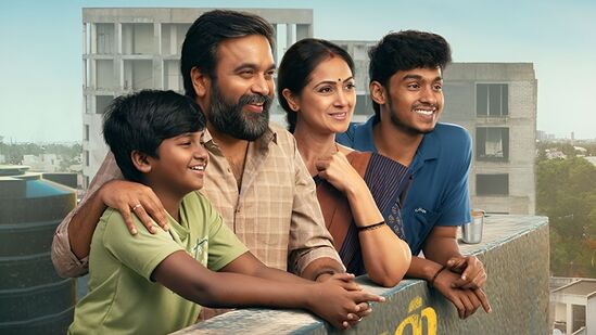 ஓடிடி பக்கம் திசையை திருப்பவுள்ள டூரிஸ்ட் ஃபேமிலி.. தியேட்டரைப் போல ஓடிடியிலும் ஹிட் அடிக்குமா? ஓடிடி பக்கம் திசையை திருப்பவுள்ள டூரிஸ்ட் ஃபேமிலி.. தியேட்டரைப் போல ஓடிடியிலும் ஹிட் அடிக்குமா?