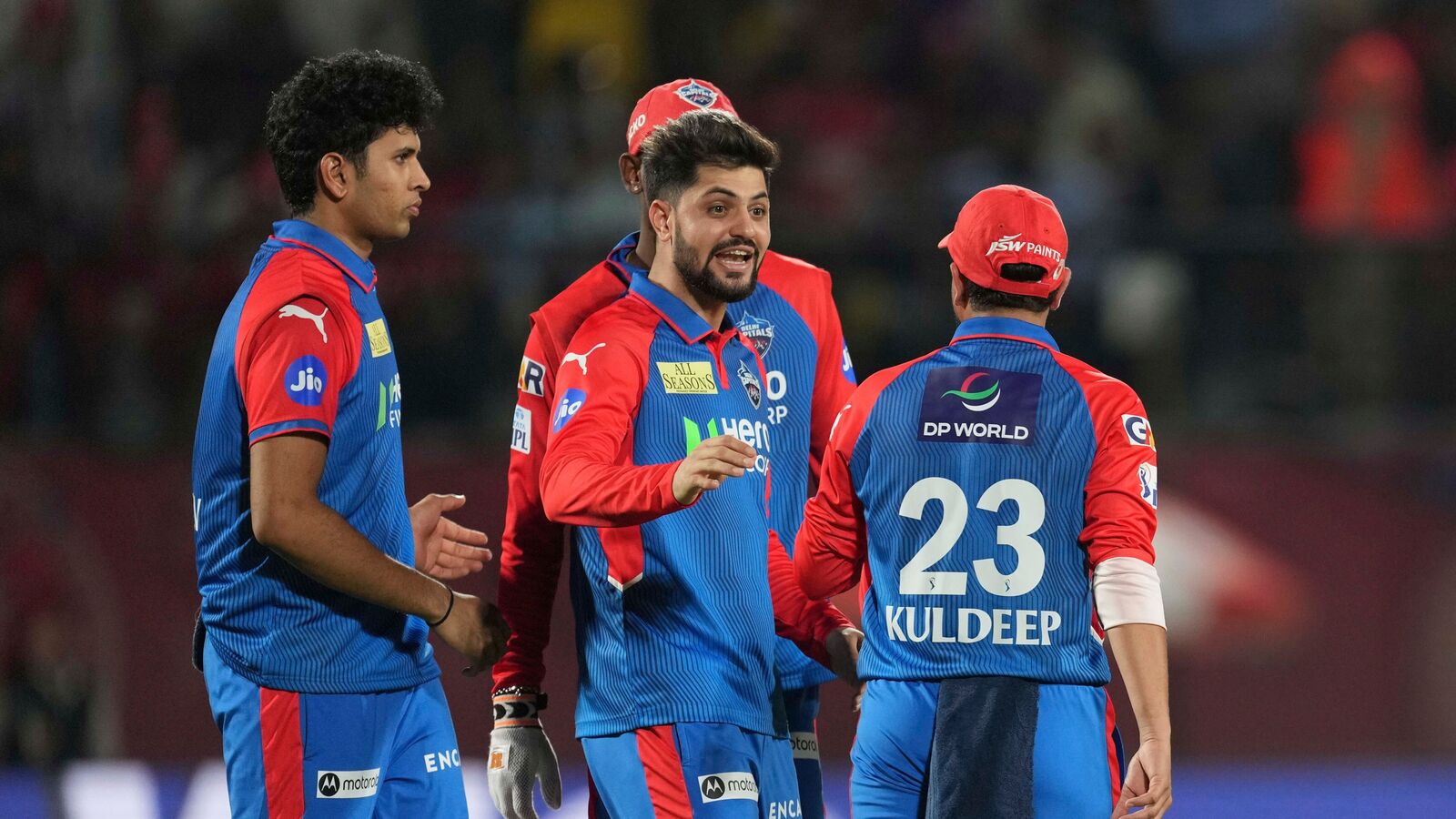 ஐபிஎல் 2025: முதல் அணியாக ப்ளே ஆஃப் தகுதி பெறுமா குஜராத்! பழி தீர்க்க காத்திருக்கும் டெல்லி கேபிடல்ஸ்