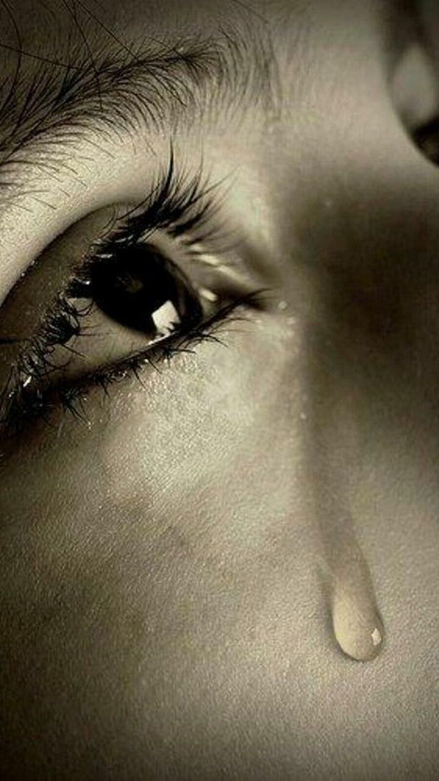 அழுவது போல் கனவு காண்பது ஒரு பெரிய மாற்றத்தின் அறிகுறியா? கனவு சாஸ்திரம் இதோ!