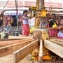 பகவான் ஜெகந்நாதர் ரத யாத்திரை - ஒவ்வொரு ஆண்டும் ஆஷதா மாதத்தின் சுக்ல பக்ஷாவின் போது, ஒடிசாவின் பூரியில் ஜெகந்நாத் ரத யாத்திரை மேற்கொள்ளப்படுகிறது. இந்த ரத யாத்திரையில் ஏராளமான பக்தர்கள் கலந்து கொள்கின்றனர். ரத யாத்திரையில், குழு தேர் சவாரி மேற்கொள்ளப்படுகிறது. <p>பகவான் ஜெகந்நாதர் ரத யாத்திரை - ஒவ்வொரு ஆண்டும் ஆஷதா மாதத்தின் சுக்ல பக்ஷாவின் போது, ஒடிசாவின் பூரியில் ஜெகந்நாத் ரத யாத்திரை மேற்கொள்ளப்படுகிறது. இந்த ரத யாத்திரையில் ஏராளமான பக்தர்கள் கலந்து கொள்கின்றனர். ரத யாத்திரையில், குழு தேர் சவாரி மேற்கொள்ளப்படுகிறது.</p>