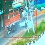 ஹைதராபாத்தில் லாரி மீது வேகமாக வந்த கார் மோதி விபத்து! 3 மாணவர்கள் பலி - அதிர்ச்சி சிசிடிவி காட்சி