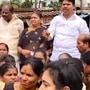 மாணவிக்கு திமுக நிர்வாகி பாலியல் தொல்லை.. அரக்கோணத்தில் தடையை மீறி அதிமுகவினர் போராட்டம்!