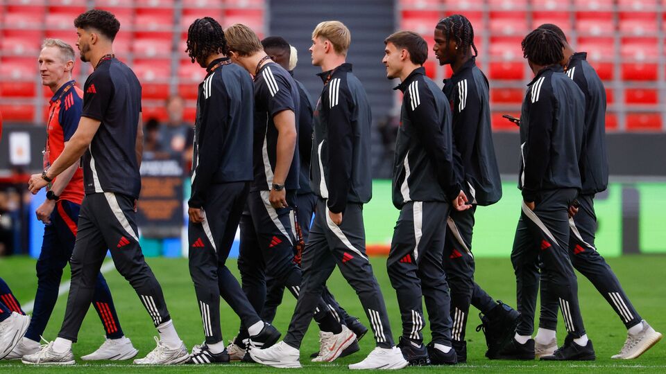 இன்று யூரோப்பா லீக் கால்பந்து இறுதிப் போட்டி! நேரடி ஒளிபரப்பை எங்கு பார்க்க வேண்டும்