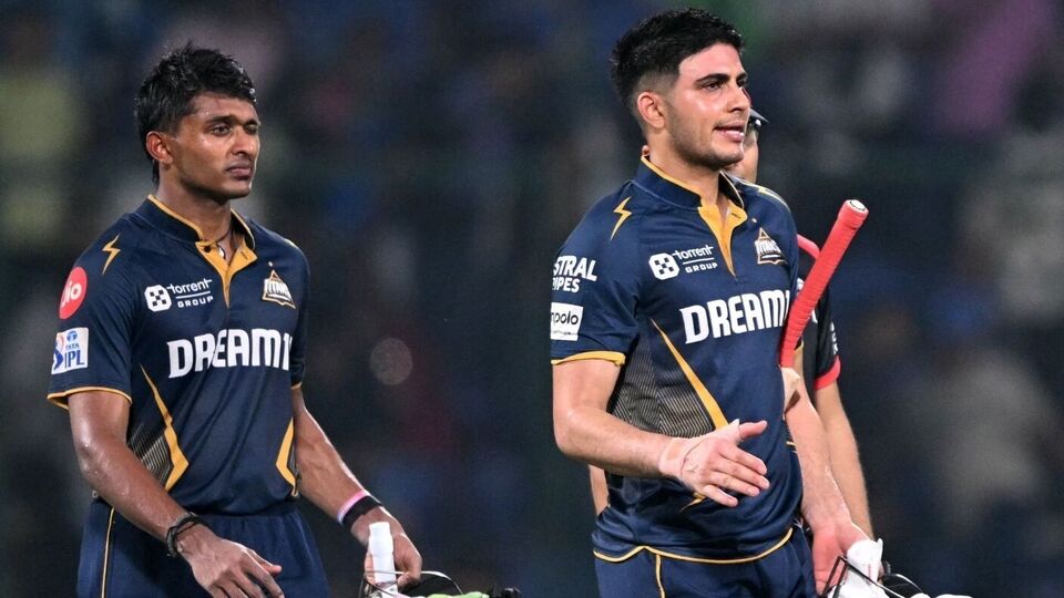 ஒரு ஐபிஎல் சீசனில் அதிக ரன்கள் குவித்த ஜோடிகள் லிஸ்ட்.. வரலாறு படைக்கும் விளிம்பில் கில் - சுதர்சன்!