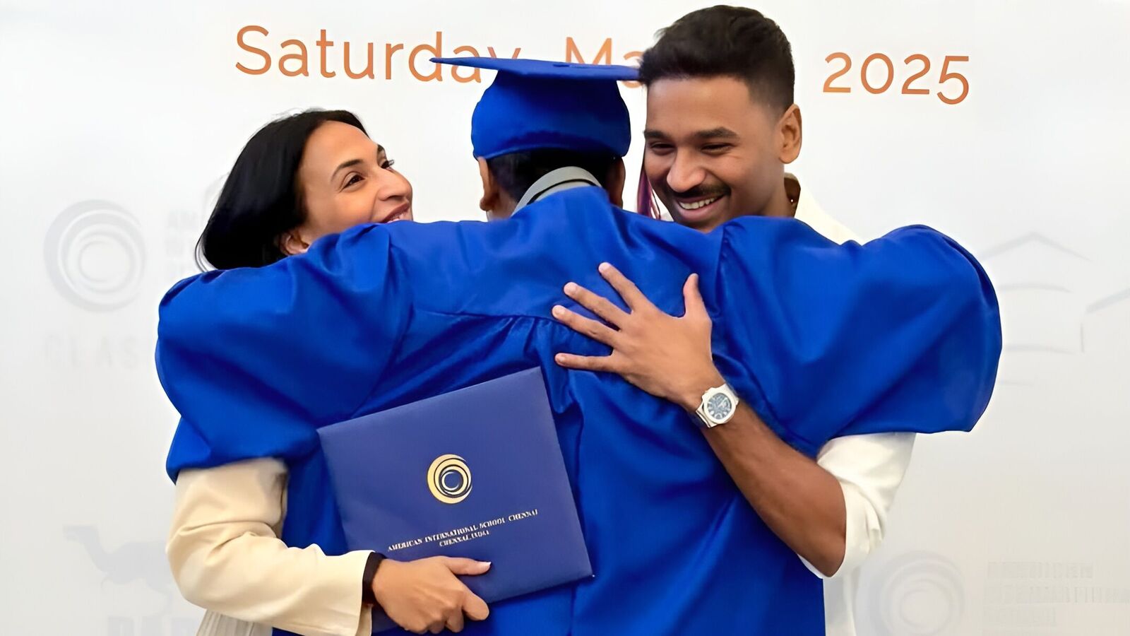 'இது போதும் எனக்கு இது போதுமே..' மகனின் வளர்ச்சியால் பெருமிதத்தில் இருக்கும் தனுஷ்- ஐஸ்வர்யா ஜோடி!