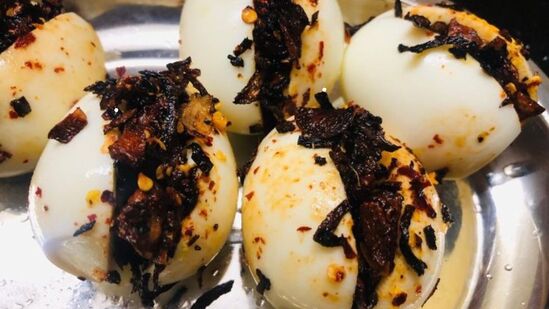 பர்மா ஸ்டைல் ஸ்ட்ரீட் ஃபுட்னா இது தான் பெஸ்ட்! முட்டை பேஜோ செய்வது எப்படி? இதோ அசத்தலான ரெசிபி! பர்மா ஸ்டைல் ஸ்ட்ரீட் ஃபுட்னா இது தான் பெஸ்ட்! முட்டை பேஜோ செய்வது எப்படி? இதோ அசத்தலான ரெசிபி!