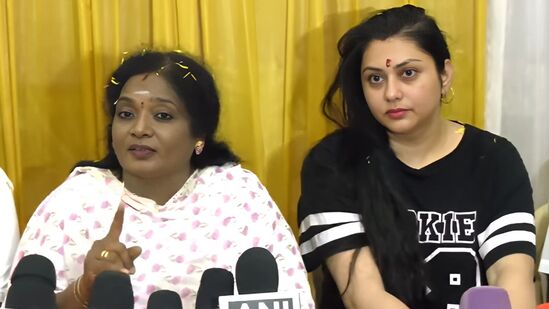 ’நானும், நமிதாவும் முருக பக்தைகள்! இதில் அரசியல் இல்லை’ தமிழிசை சௌந்தராஜன் பேட்டி ’நானும், நமிதாவும் முருக பக்தைகள்! இதில் அரசியல் இல்லை’ தமிழிசை சௌந்தராஜன் பேட்டி