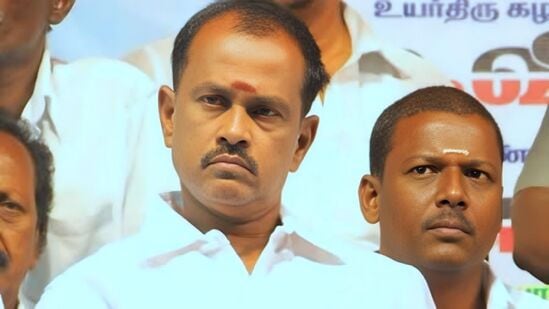ஆரம்ப சுகாதார நிலையத்தில் அலட்சியம்.. மேல்விஷாரத்தில் தடையை மீறி ஆர்ப்பாட்டம்.. அதிமுக மாஜி அமைச்சர் கைது (கோப்பு படம்)