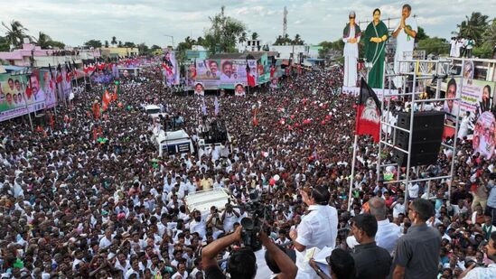 ‘திமுகவில் சேர்ந்துட்டு பேட்டி கொடுங்க.. பொய் சொன்னதுக்கு நடவடிக்கை’ ஐஏஎஸ் அதிகாரிகளுக்கு இபிஎஸ் எச்சரிக்கை! ‘திமுகவில் சேர்ந்துட்டு பேட்டி கொடுங்க.. பொய் சொன்னதுக்கு நடவடிக்கை’ ஐஏஎஸ் அதிகாரிகளுக்கு இபிஎஸ் எச்சரிக்கை!