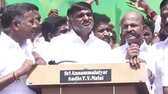 திருவண்ணாமலை போராட்டம்! முன்னாள் அமைச்சர் உள்ளிட்ட அதிமுகவினர் கைது.. போலீஸ் அதிரடி